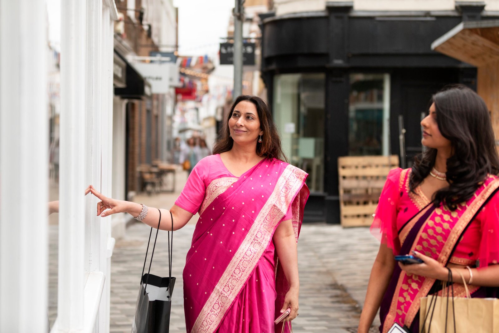 How to Choose the Perfect Saree for Every Occasion